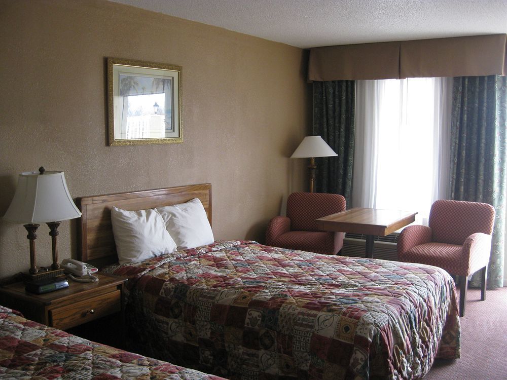Royal Inn Sparta Экстерьер фото